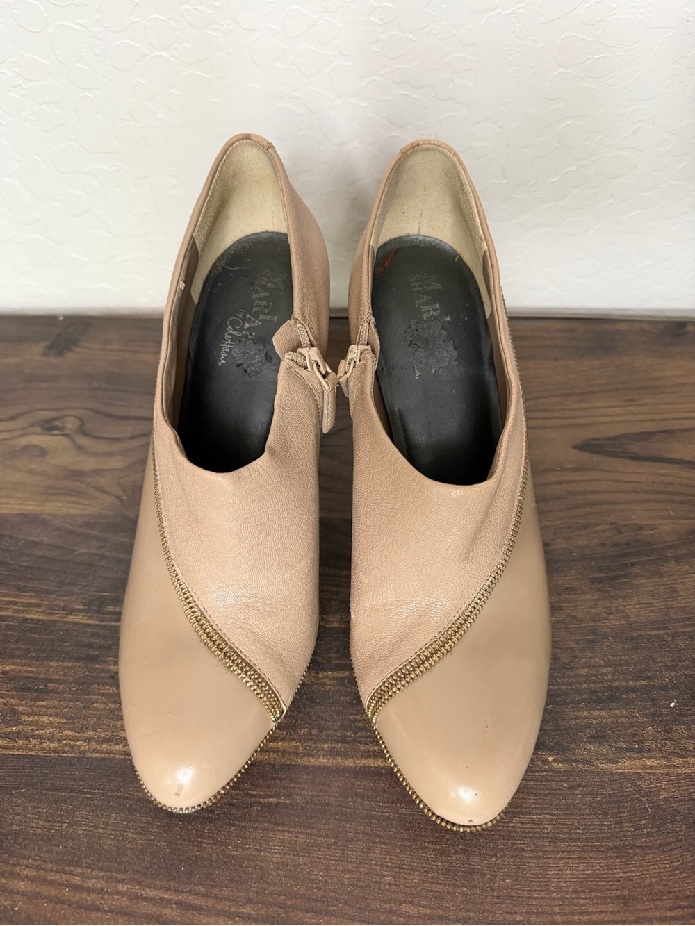 Cole Haan Beige Leather Zip Accent Stiletto Heels - Picture 3 of 6